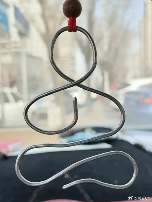 我发现人一过元旦就等着过年不想工作了，只是今年过年太晚了……配图