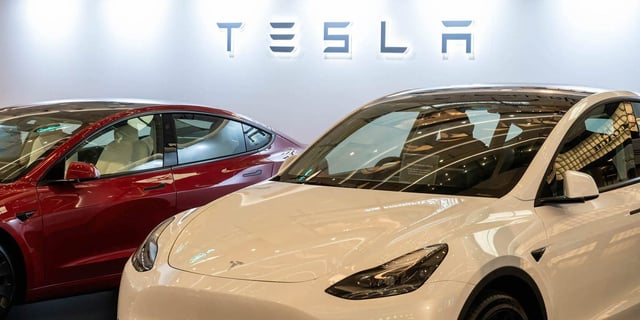 Tesla was so swamped with complaints about driving ranges that it created a secret team to cancel owners' service appointments, source says配图