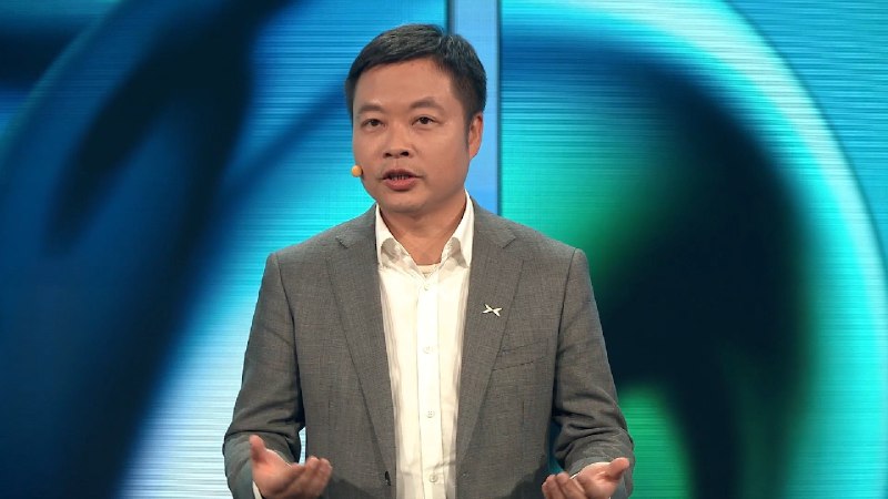 關於小鵬和大眾的合作對行業帶來的意義，何小鵬表示：配圖