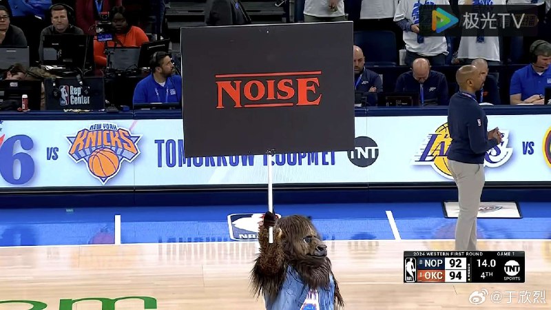 好久没看到这么胶着的 NBA 比赛了。配图