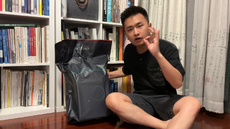 恭喜@隐身的葫芦娃 1名用户获得【2000蔚来积分】。微博官方唯一抽奖工具@微博抽奖平台 对本次抽奖进行监督，结果公正有效。公示链接：网页链接配图