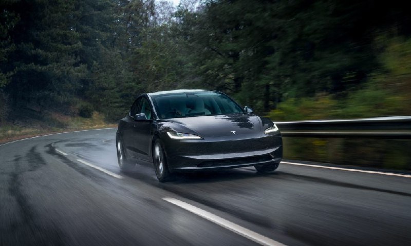 Edmunds 评 Model 3 后驱版为最高效量产电动车配图