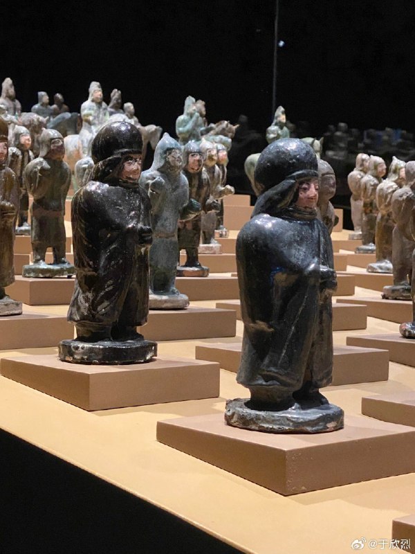 以为在看动漫展。 大同·大同市博物馆配图