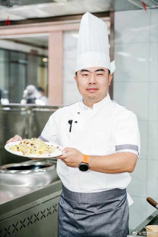 正经新业务加一：承接餐厅厨师广告片拍摄[doge]扬州配图