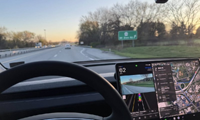 Teslarati分析：欧洲版FSD与美国版存在关键差异配图