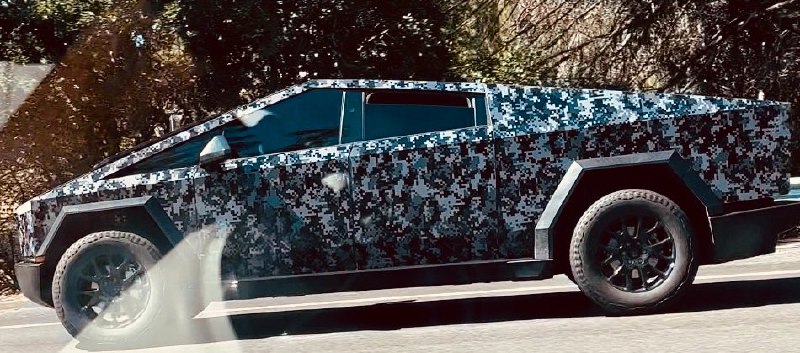 This dark digital camo is sweet. https://t.co/T4nSGyO7Tv配图