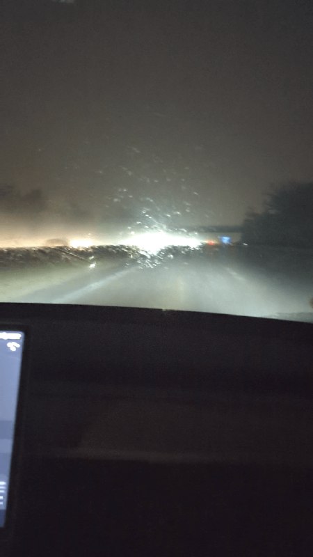 Show me an other car that can pull this off autonomously !!配图
