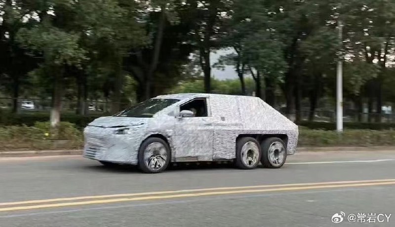 小鹏皮卡6X6？配图