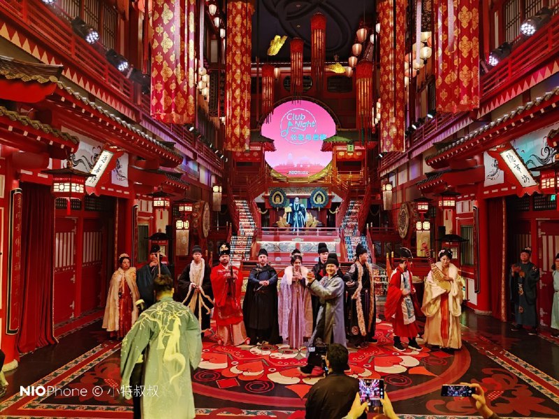 半夜三更不睡觉，游长安！嗨起来[doge]配图