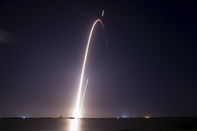 SpaceX 确认完成佛罗里达与加利福尼亚两场猎鹰9号发射配图
