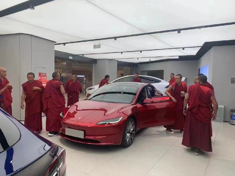 组团来看车？配图