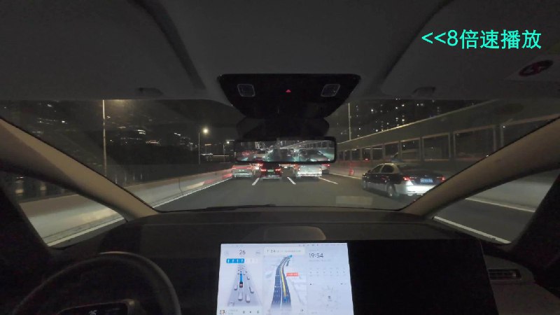 25公里的路程，智驾占比超过90%。配图