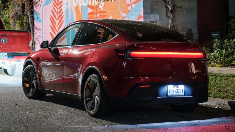 特斯拉Robotaxi在达拉斯与休斯顿低调上线配图