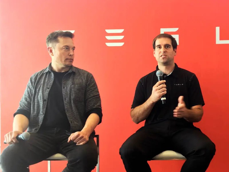 Tesla 1 and 2配图