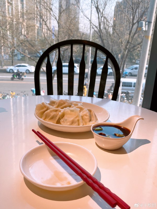 还有两周就冬至了，这不得吃顿饺子？！配图