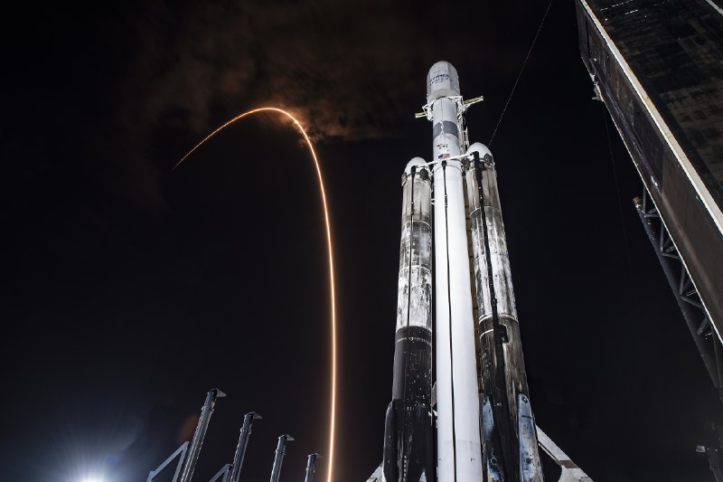 RT SpaceX配圖