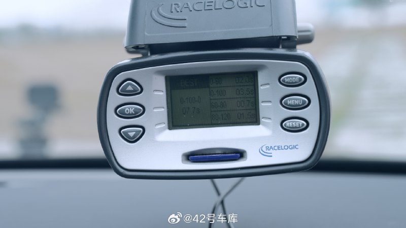 给大家分享一下这次去试新款 001 我们实地测试跑出来的零百成绩。配图
