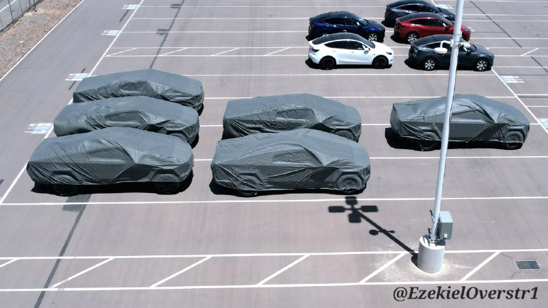 Those are clearly Ford F-150s配图