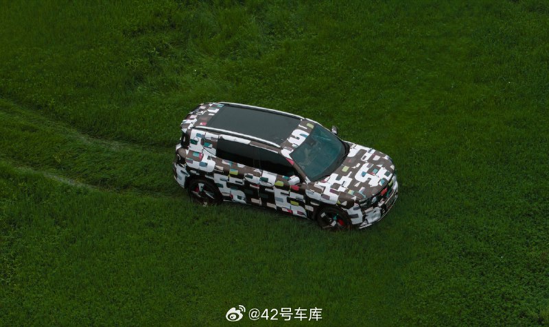 smart 首款豪华中型 SUV 精灵 5 号，将于 8 月 28 日在澳大利亚布里斯班亮相。配图
