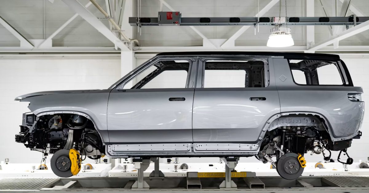 Redwood Materials 与 Rivian 扩大电池回收合作配图