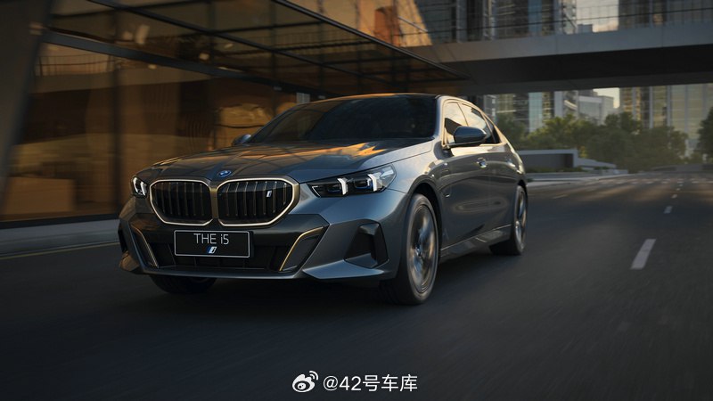 全新宝马 i5 今晚即将上市，大家觉得起售价格会是多少呢？一起来猜猜～🤔配图