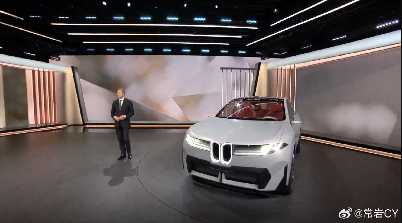 BMW 正式发布 BMW Neue Klasse X 概念车。配图