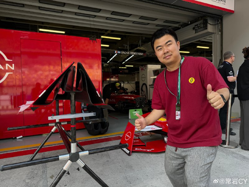 刚看完 F1 的 P 房，又来看 FE 的 P 房了。配图