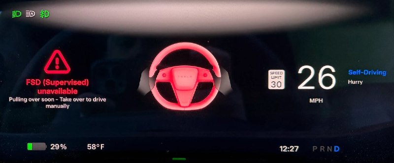 Tesla FSD v14.3 新增分心驾驶自动靠边停车配图