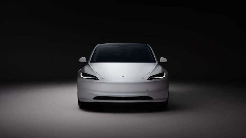 Edmunds 实测评选 Model 3 RWD 为最高效电动车型配图