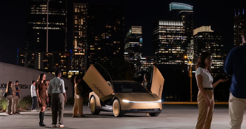 特斯拉 Robotaxi 官网页面介绍自动驾驶车队网络，另列燃油车置换促销条款配图