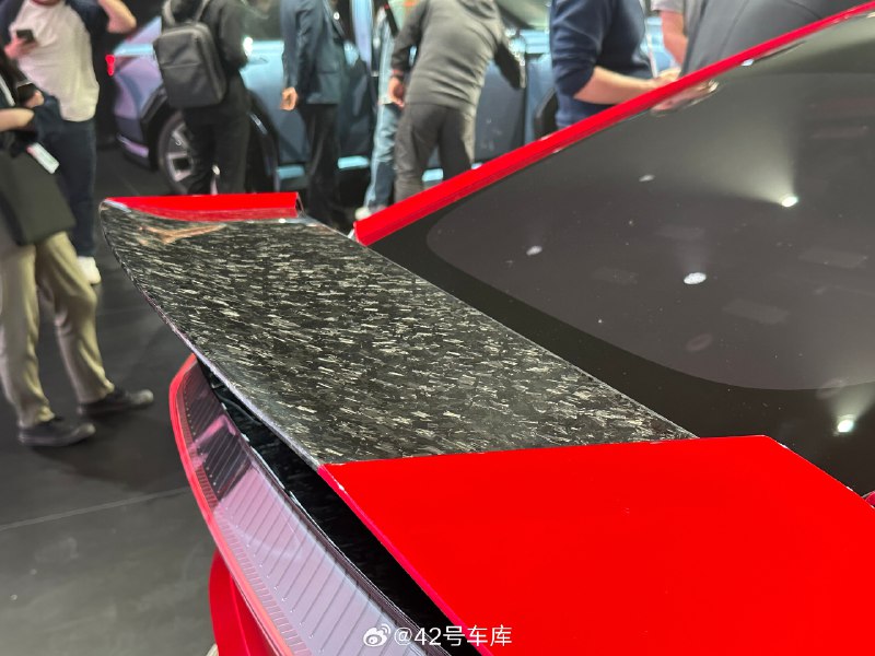 来一波本田烨 GT 的特写。配图