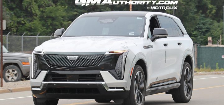 First real world photos of the all-electric $130k Cadillac Escalade IQ.配图