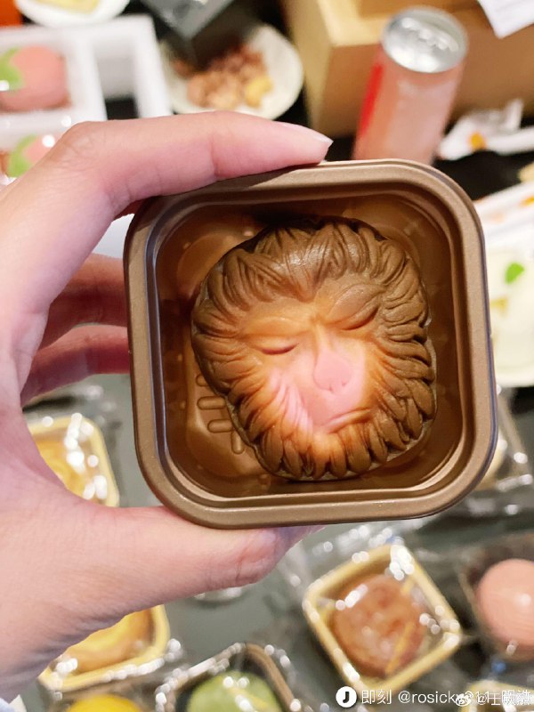 甲辰龙年之年度月饼？配图
