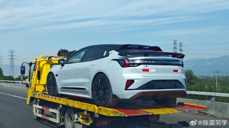 先有越野、再是性能跑车。那么，接下来国产新能源车还会继续涉猎什么车型？🧐配图