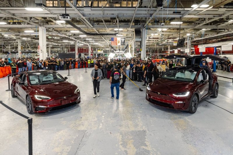 特斯拉推迟Model S/X Signature Edition交付活动配图