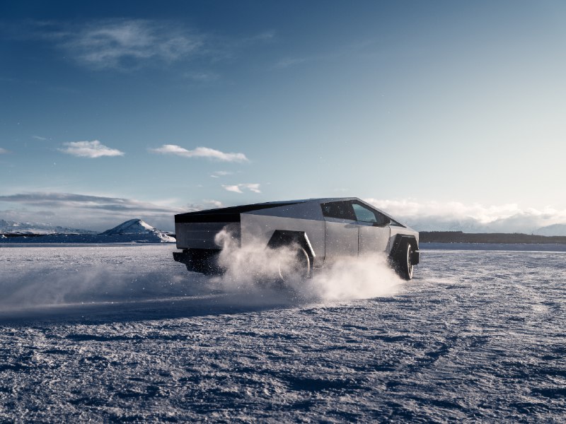 .@WalterIsaacson shares some insight into the Cybertruck's design:配圖